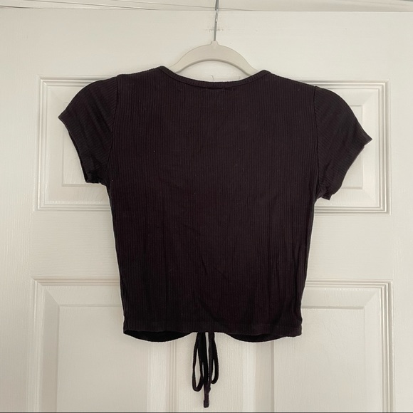 Garage Short Sleeve Crop Top - Picture 6 of 7